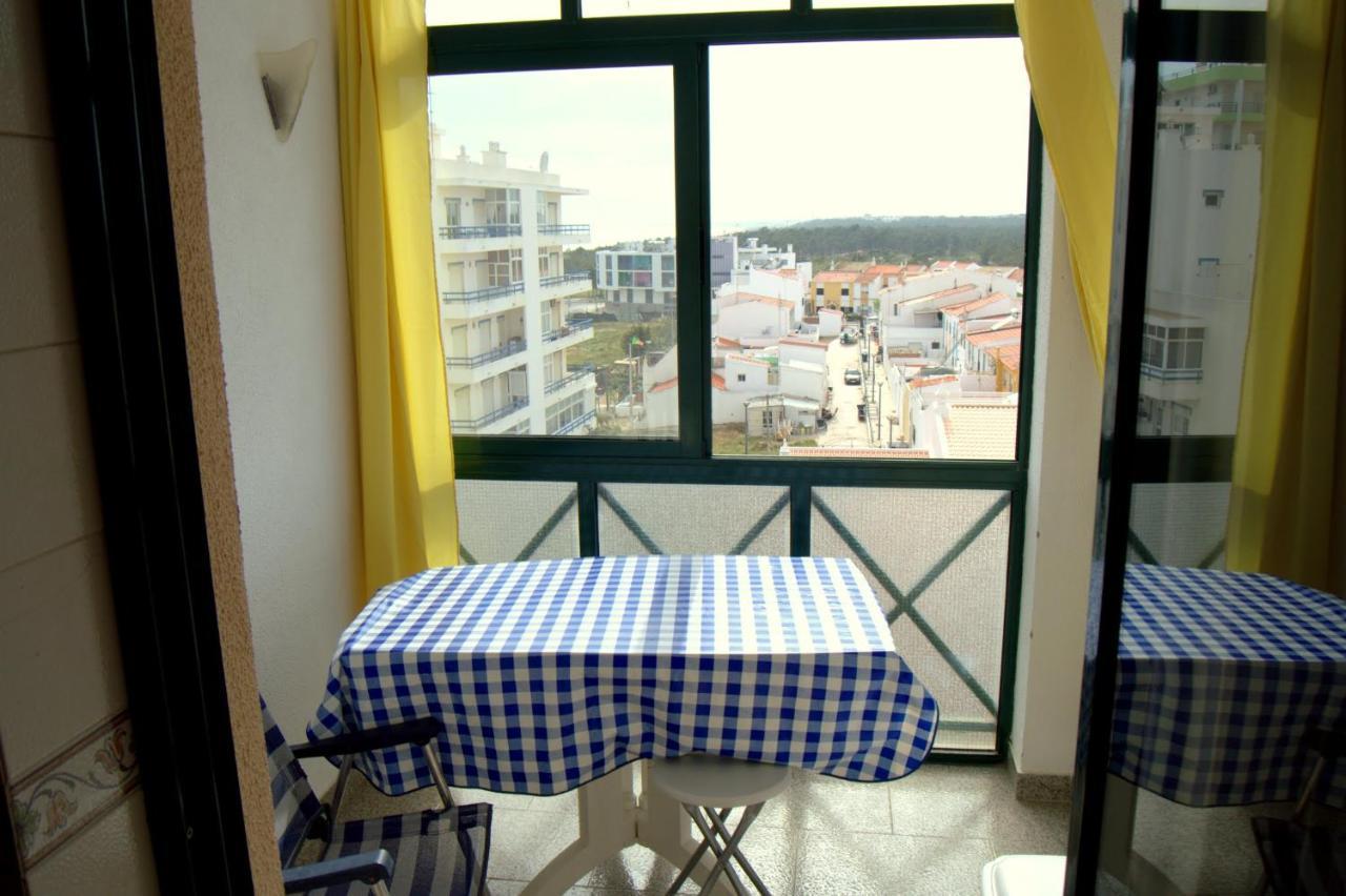 T1 Com Vista Mar Na Praia De Monte Gordo Exteriér fotografie